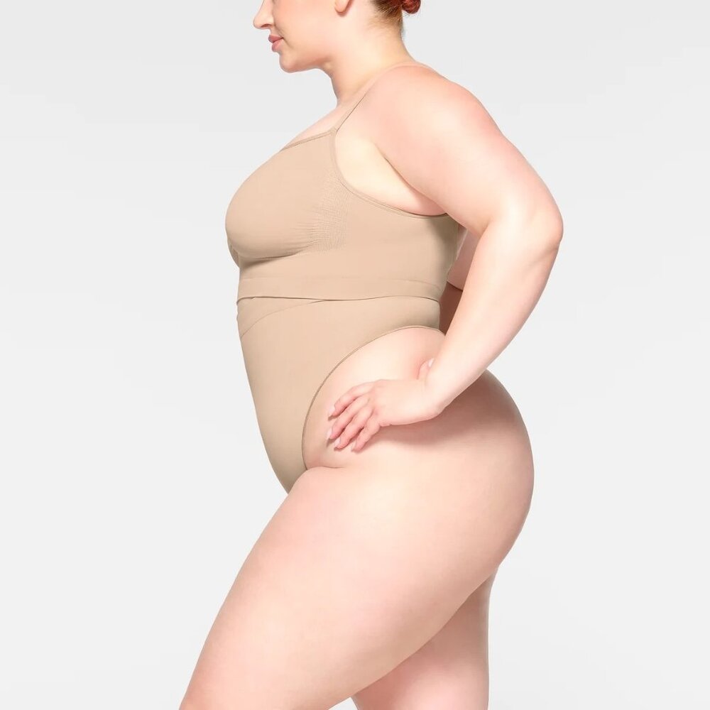 SKIMS Sculpting High‎ Waist Thong Shapewear Sand 4XL/5XL - Picture 9 of 9